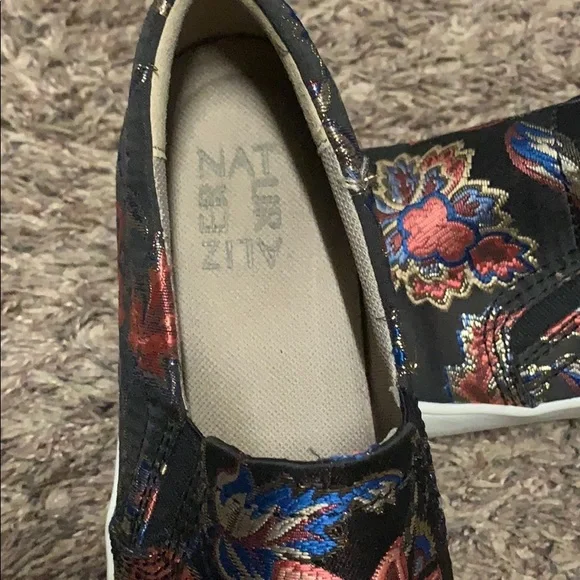 COPY - Naturalizer Slip On Tennis Shoe - Picture 3 of 5